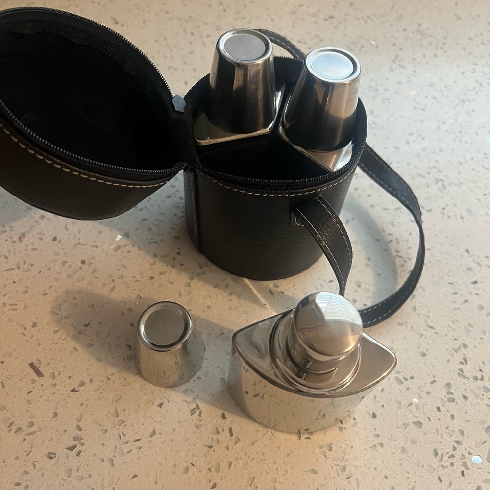 Black Leather Case with 3 Portable Flasks and Shot Glasses Stainless Steel